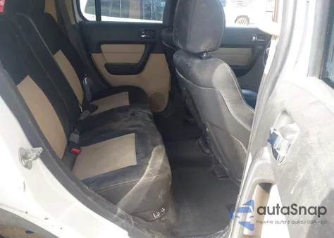 2006 Hummer H3 Suv z USA, uszkodzony, nr VIN 5GTDN136568106035